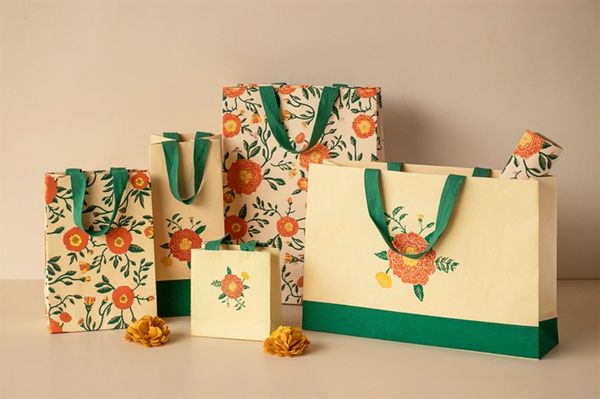  Túi Giấy Hoa Cổ Điển 