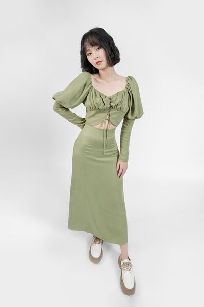  Áo croptop tay bồng nhún ngực. 